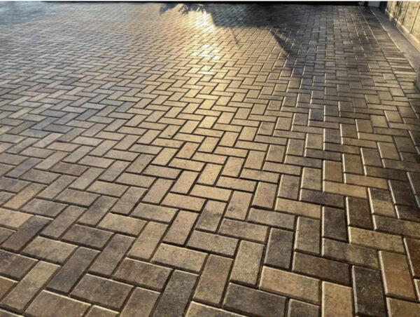 SilaCast BES – Wet look concrete coating sealer for pavers, roof tiles, outdoor kitchens, and fire pits | Deco Products, Inc. | Product Image SilaCast BES - Wet look concrete coating sealer for pavers, roof tiles, outdoor kitchens, and fire pits | Deco Products, Inc. | Product Image